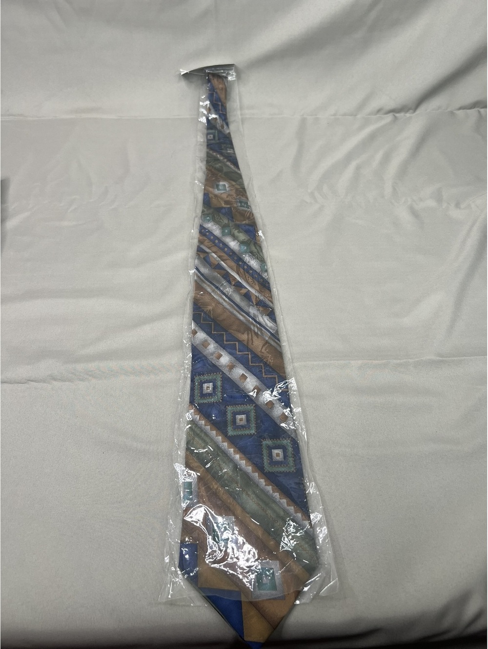 Roper Silk Tie New In Package Southwest Aztec Print Mens Necktie
